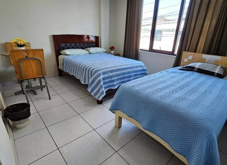 ホテル Hostal Santa Barbara