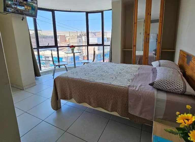 ホテル Hostal Santa Barbara