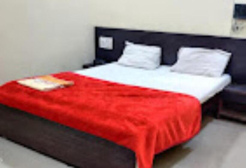 Hotel Mayuri   Restaurant & Lodge Katraj