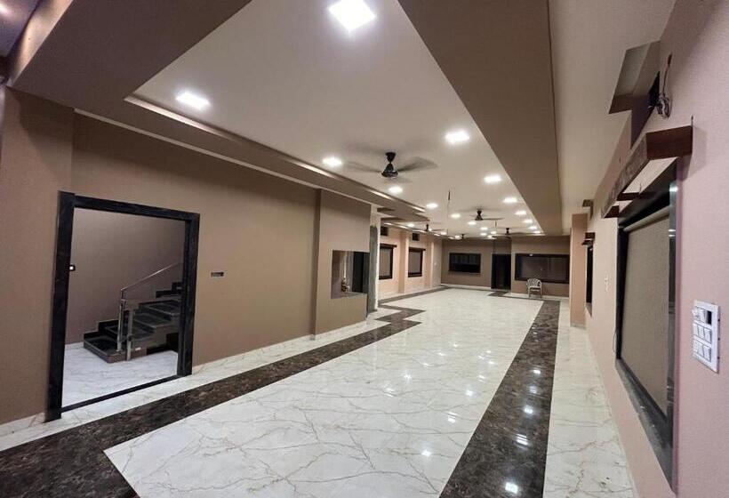 Hotelli New Agrawal Pudi Bhandar