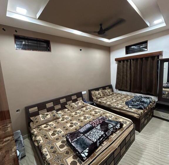 Hotelli New Agrawal Pudi Bhandar