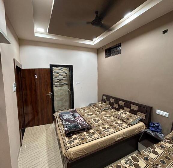 Hotelli New Agrawal Pudi Bhandar