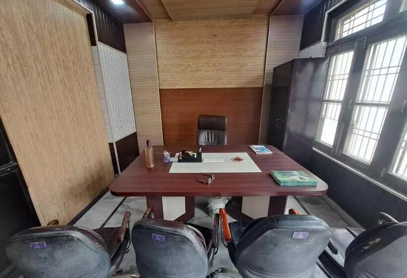 ホテル Oyo Ashiyana Guest House