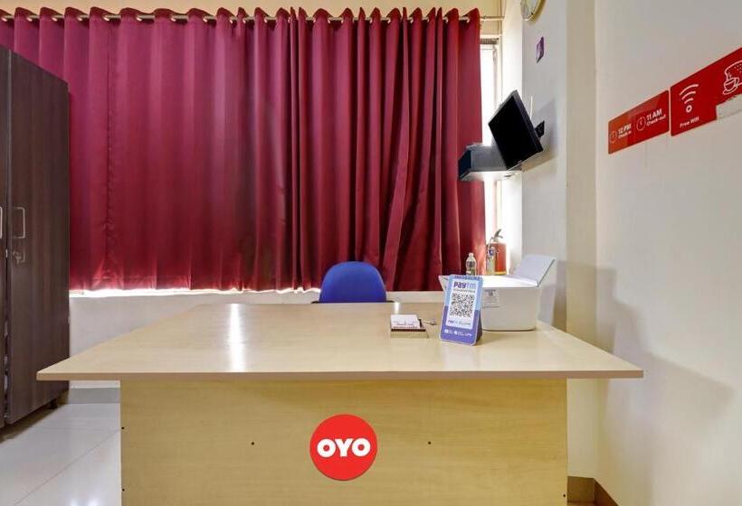 בית מלון כפרי Oyo Mohith Lodge