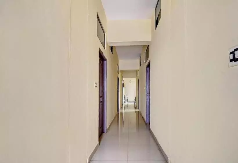 ホテル Oyo Mohith Lodge