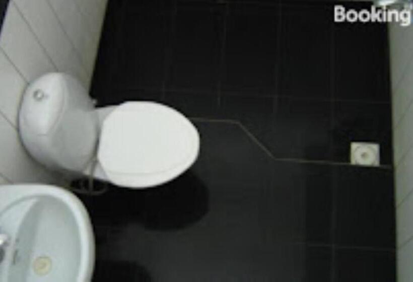 Hotel Plaza, Jalgaon