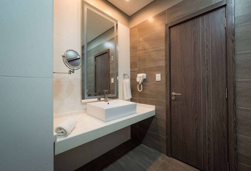 هتل Tryp By Wyndham Asuncion