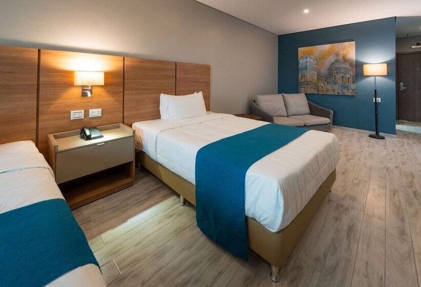 هتل Tryp By Wyndham Asuncion