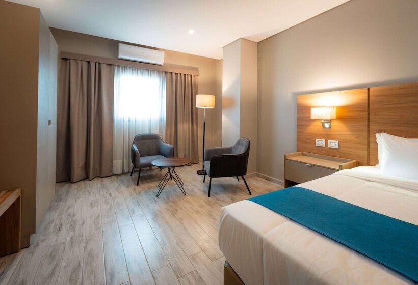 هتل Tryp By Wyndham Asuncion