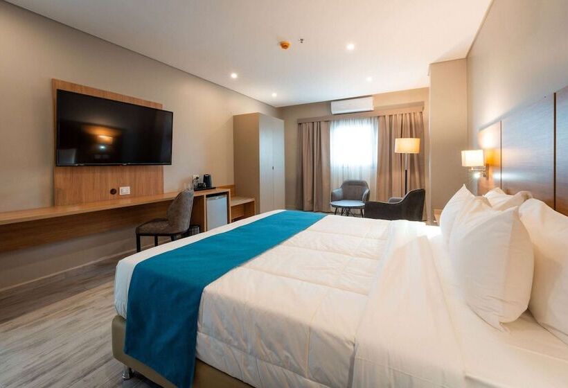 هتل Tryp By Wyndham Asuncion