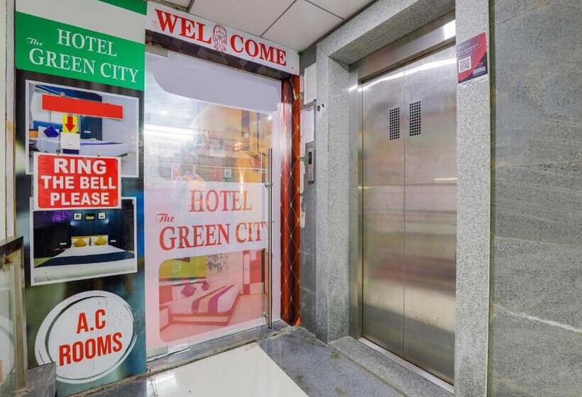 Oyo Hotel Green City