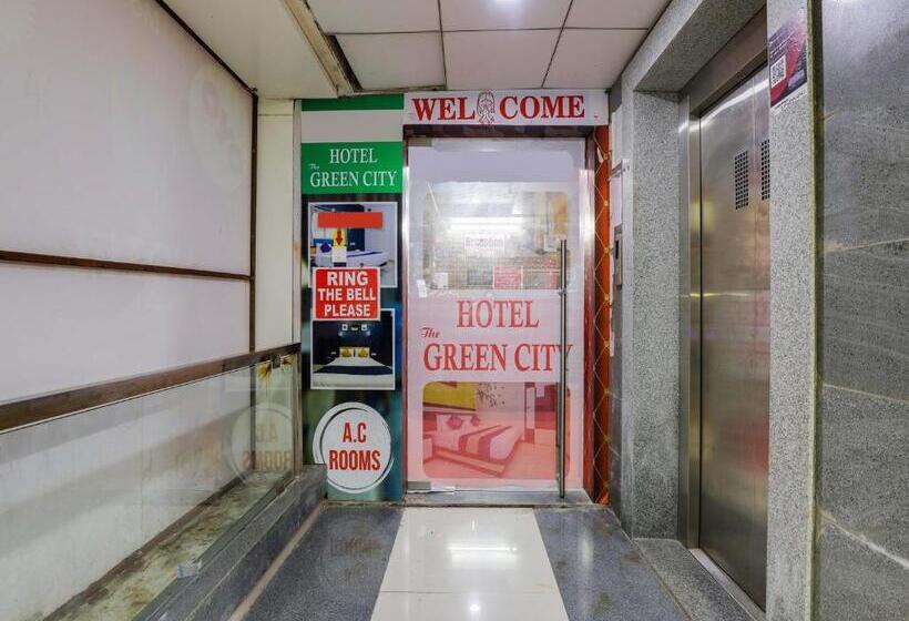 Oyo Hotel Green City