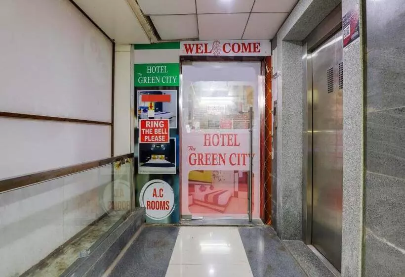 Oyo Hotel Green City