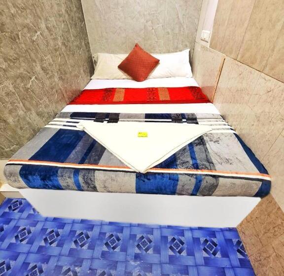 ペンション Amaan Palace