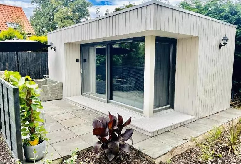 Majatalo East Bridgford Summerhouse Inc Spa And Treatments