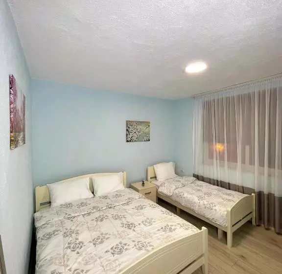 پانسیون Shkodra Guest House
