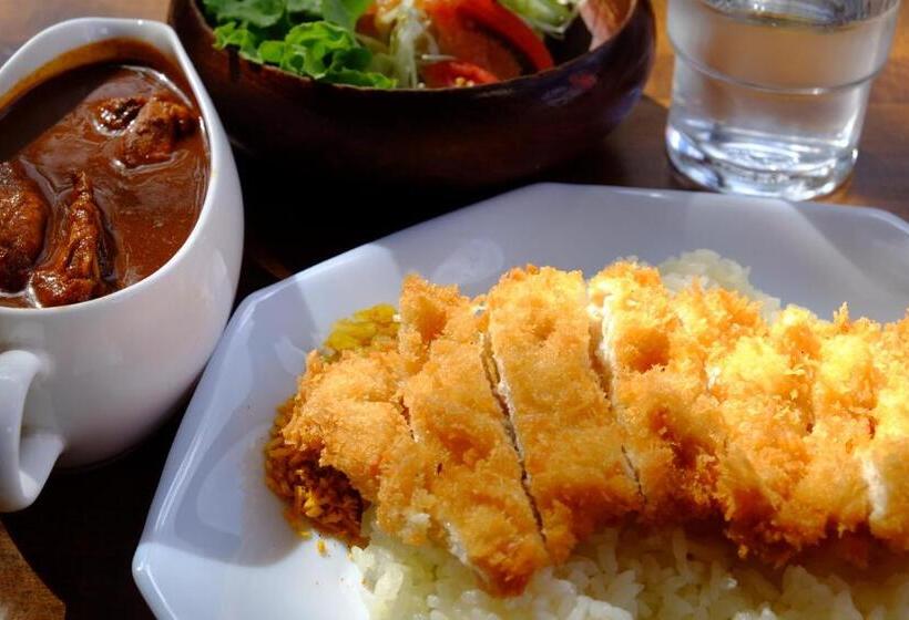 ユースホステル ワールドカリーの館　すぱいすろーど