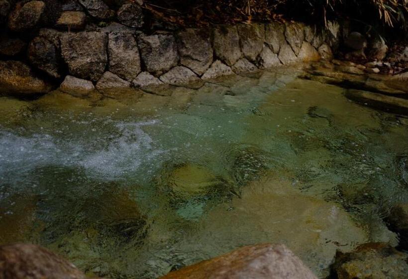 ユースホステル ワールドカリーの館　すぱいすろーど