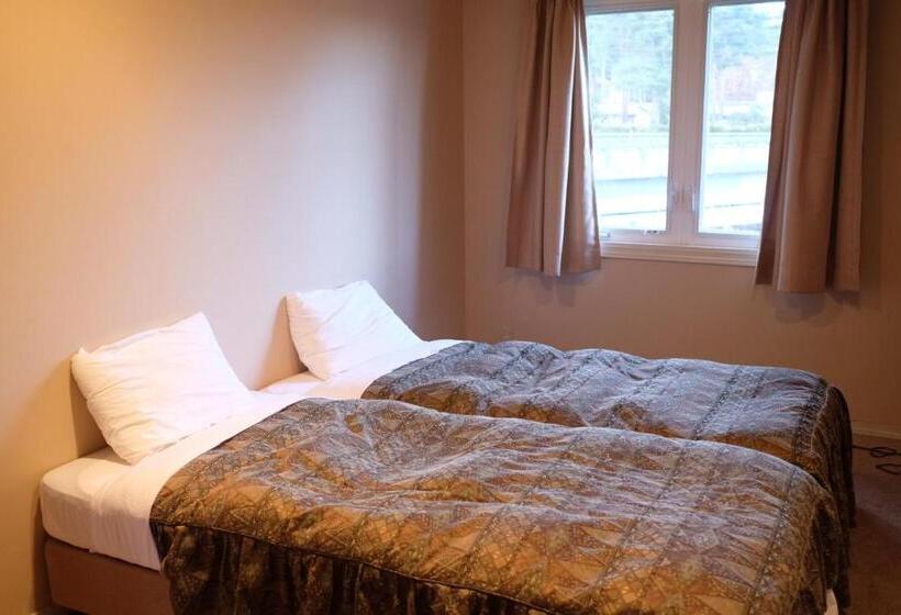 ユースホステル ワールドカリーの館　すぱいすろーど