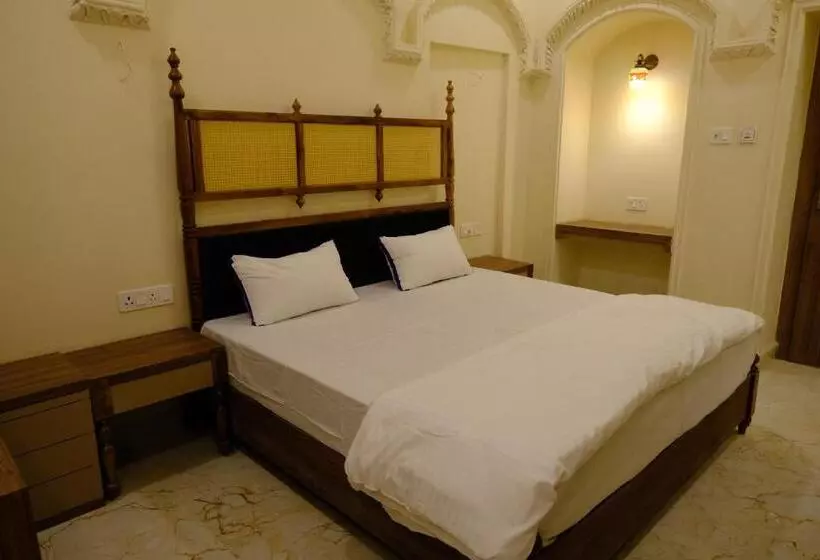 Aamiaismajoitus (B&B) Captain Villa Heritage House