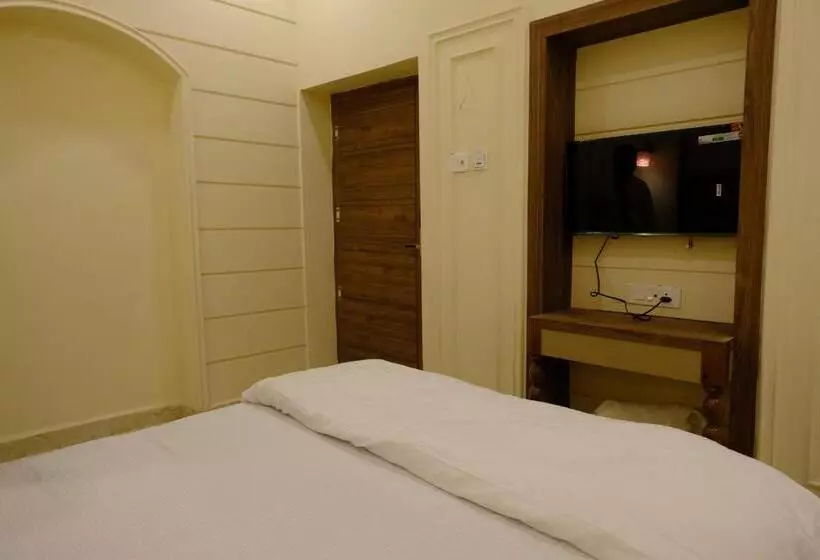 Aamiaismajoitus (B&B) Captain Villa Heritage House