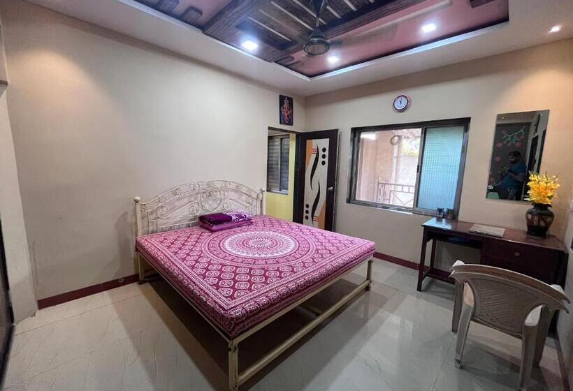 Bed and Breakfast Patil Homestay