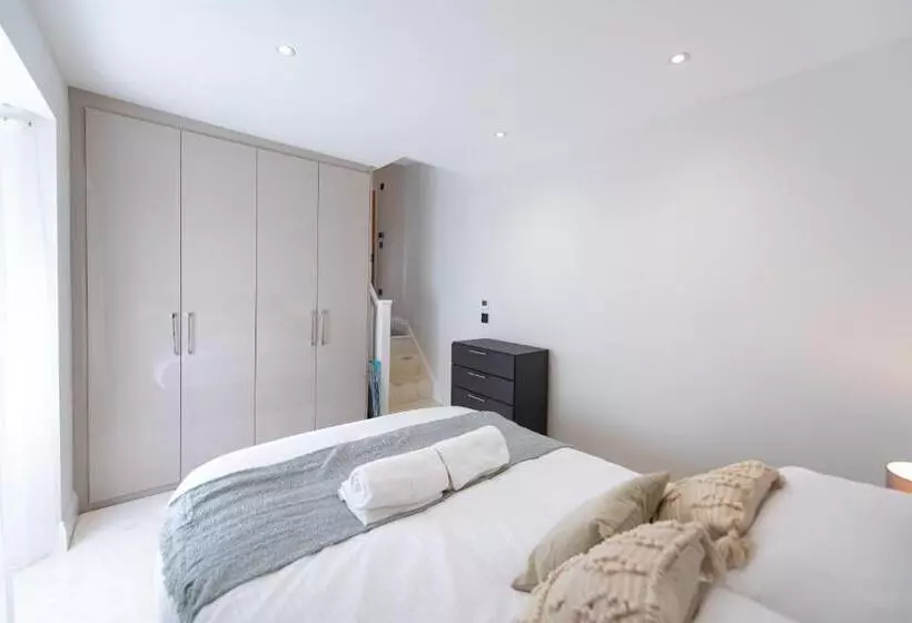 Ealing Residency