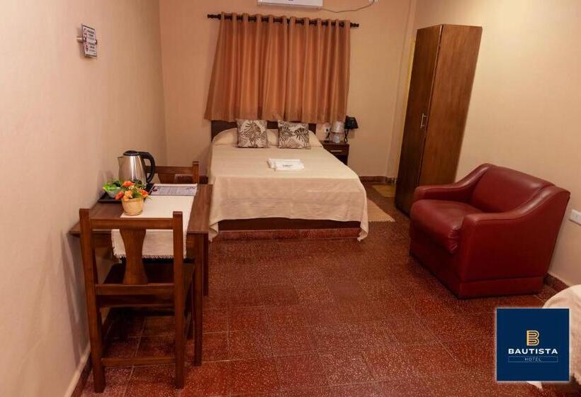 هتل Bautista