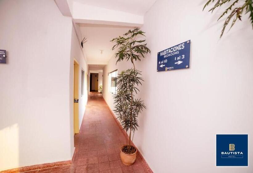 هتل Bautista