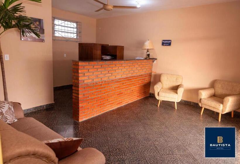 هتل Bautista