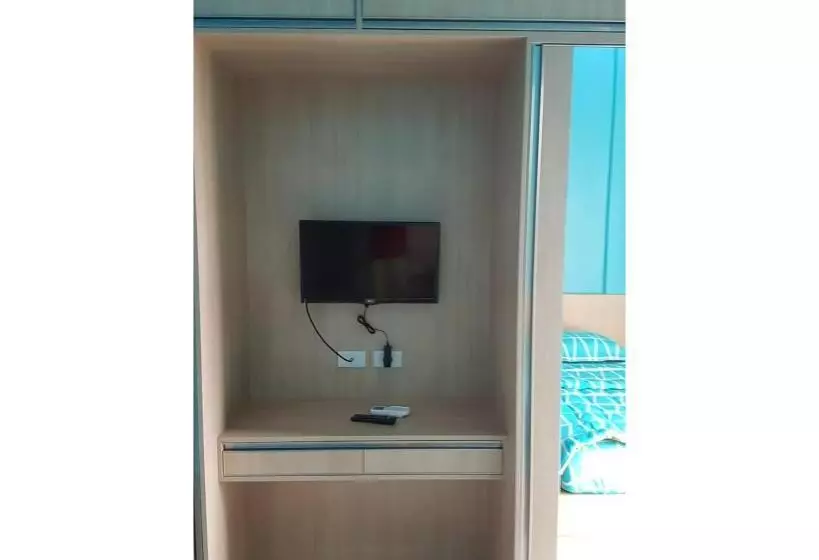 Hotelli Oyo 93341 Ananda Homestay Syariah