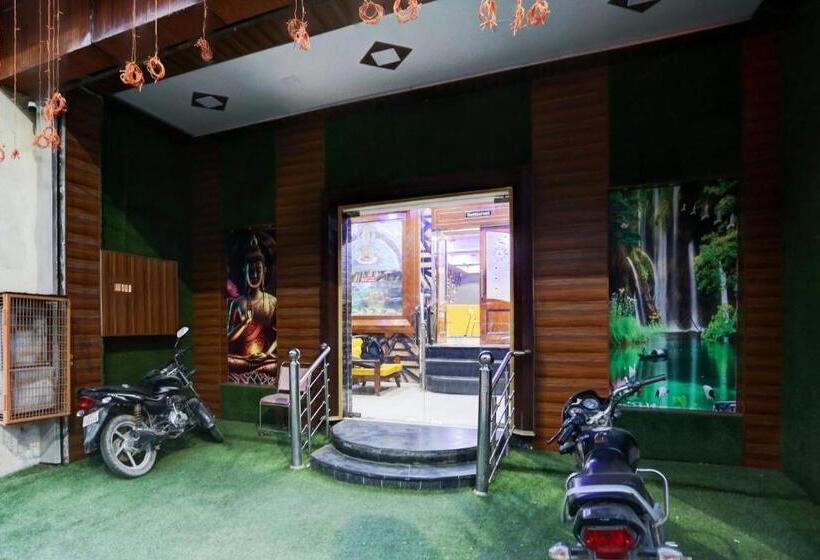 酒店 Oyo Royal Wings