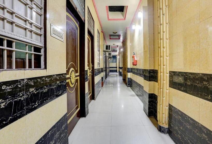 Hotel Oyo Royal Wings