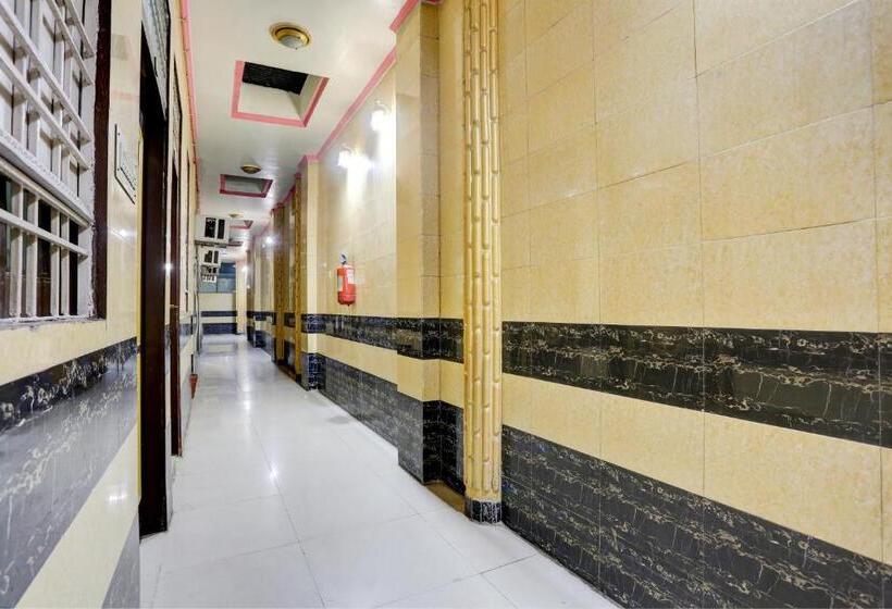 Hotel Oyo Royal Wings