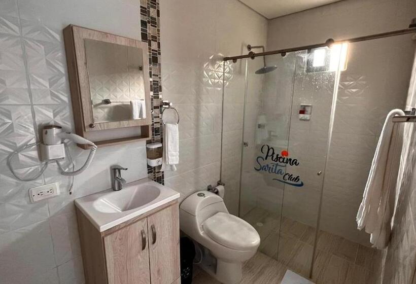 בית מלון כפרי Piscina Sarita Club Boutique