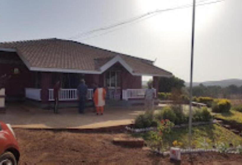 Отель Sunlit Farm Shirshinge