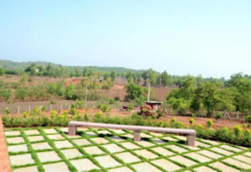 Отель Sunlit Farm Shirshinge