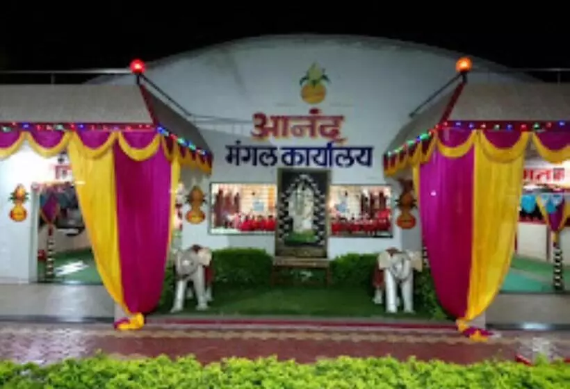 ホテル Suruchi Inn Sambhajinagar