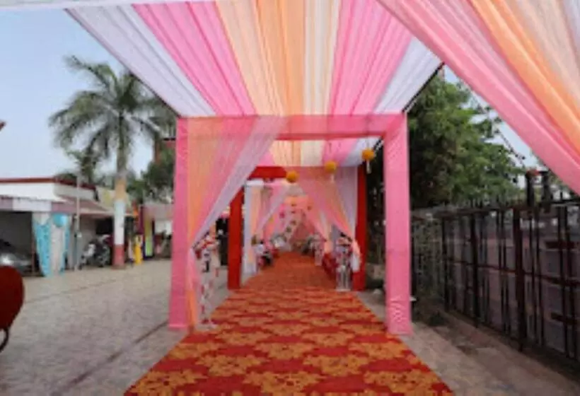 ホテル Suruchi Inn Sambhajinagar