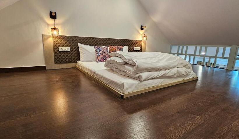 בית מלון כפרי Tranquil Inn Mashobra  Off Beat