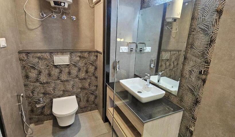 בית מלון כפרי Tranquil Inn Mashobra  Off Beat