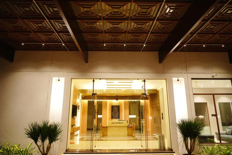 Hotel Vidhaan International