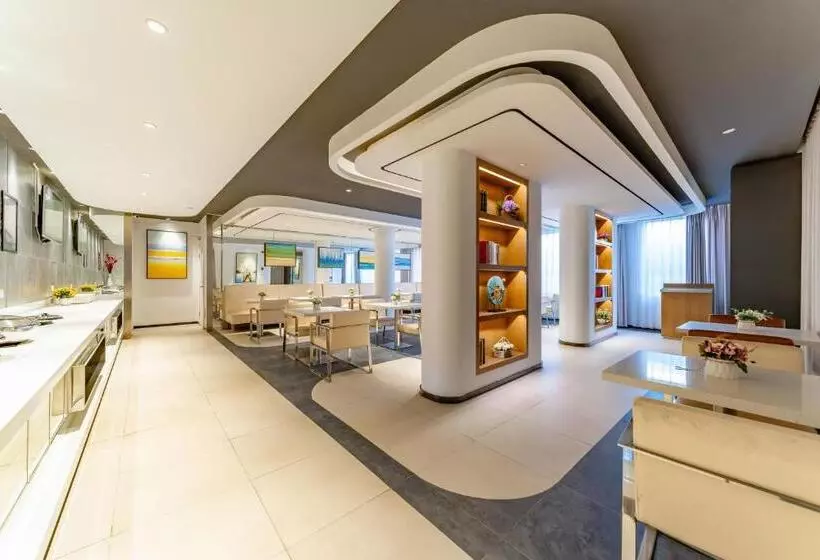 Maixinge Hotel   Shuttle Bus To Shanghai Pudong International Airport