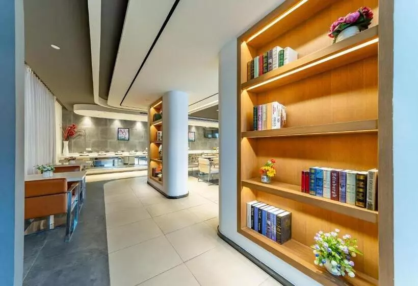 Maixinge Hotel   Shuttle Bus To Shanghai Pudong International Airport