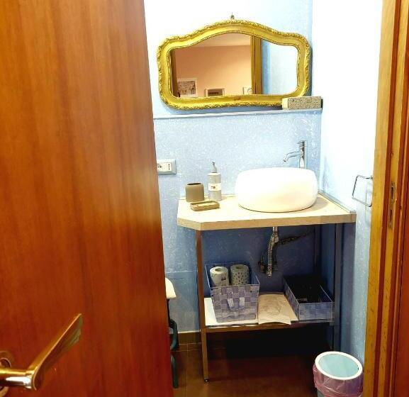 تختخواب و صبحانه Homemore Brigida