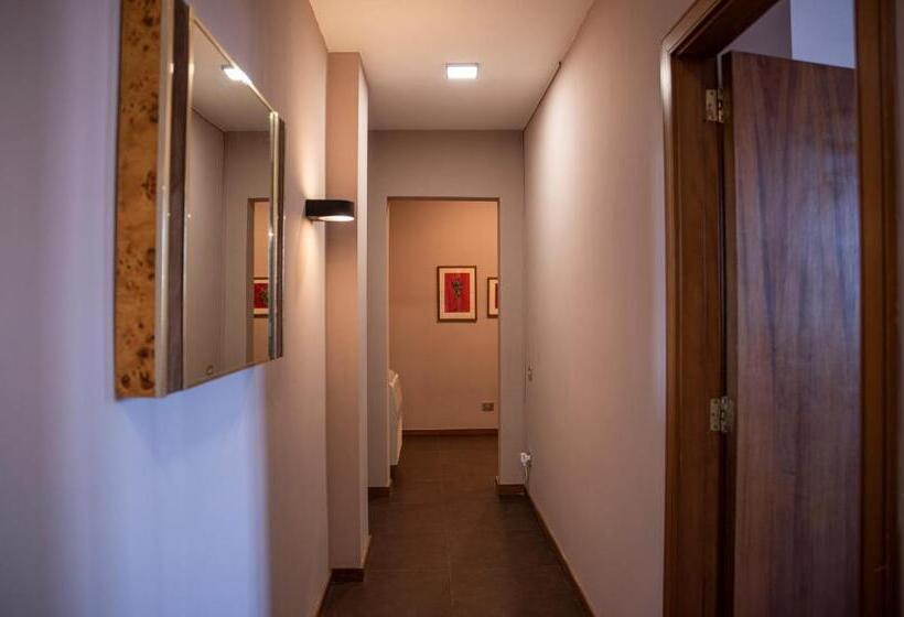 تختخواب و صبحانه Homemore Brigida