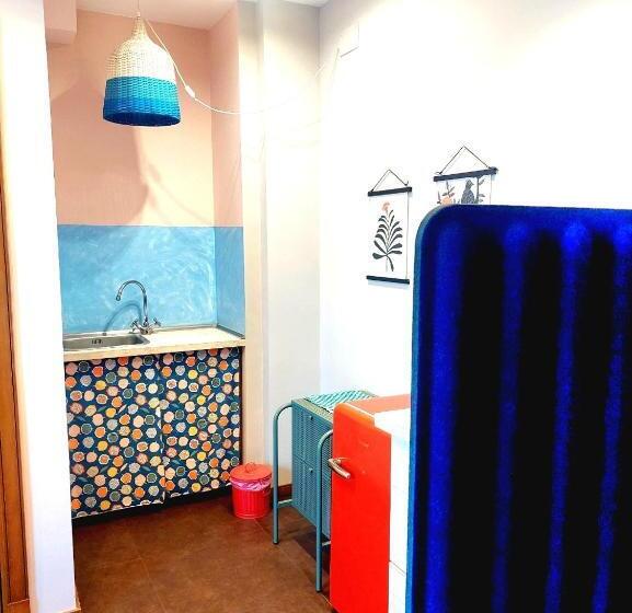 تختخواب و صبحانه Homemore Brigida