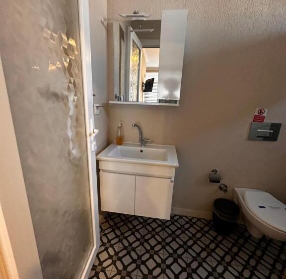 Narinn Holiday Apartments 3