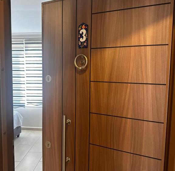 Narinn Holiday Apartments 3