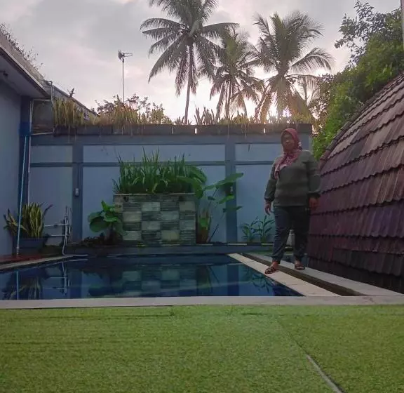Majatalo Bali Mount View Meta Pandawa